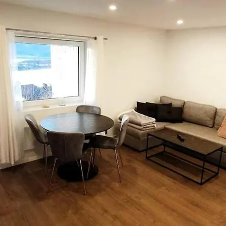 Apartament Cozy, Inspiring Apartment!!! *